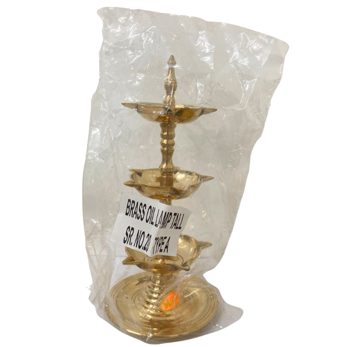 BRASS OIL LAMP TALL 3 TIER SR.NO 20 TYPE A