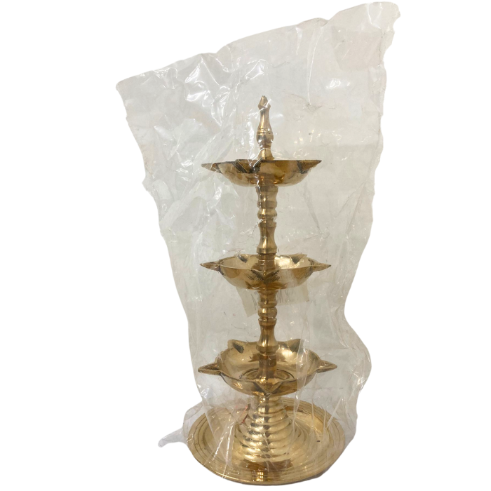 BRASS OIL LAMP TALL 3 TIER SR.NO 20 TYPE A